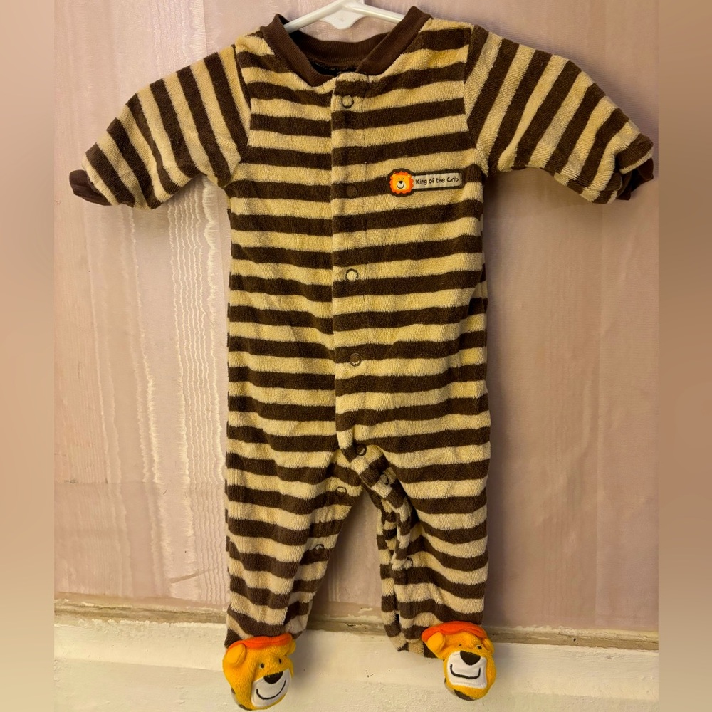 NB Lion Onesie